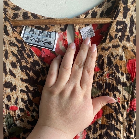 M.P.H - Leopard ๐ and Rose ๐น Dress - Picture 10 of 10